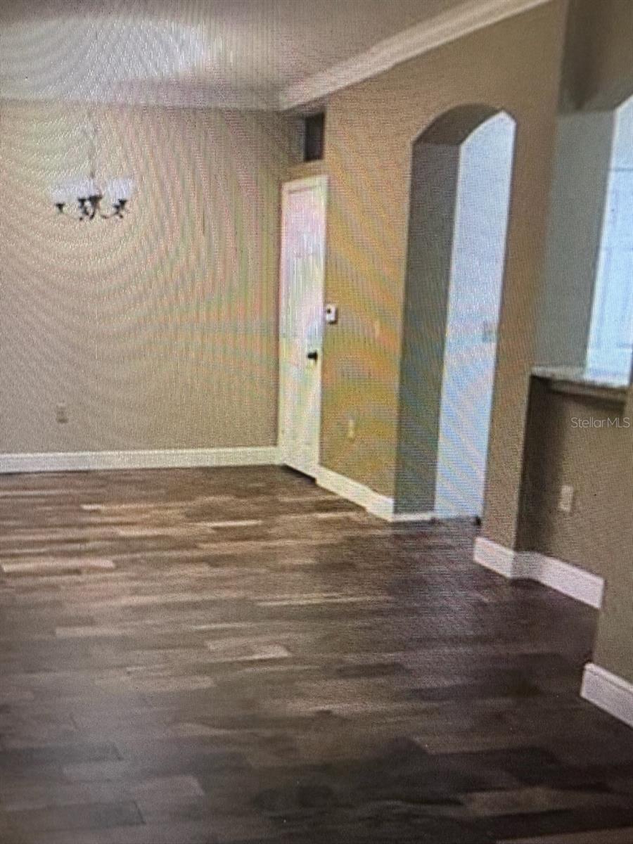 NOTTING HILL A CONDO - Residential