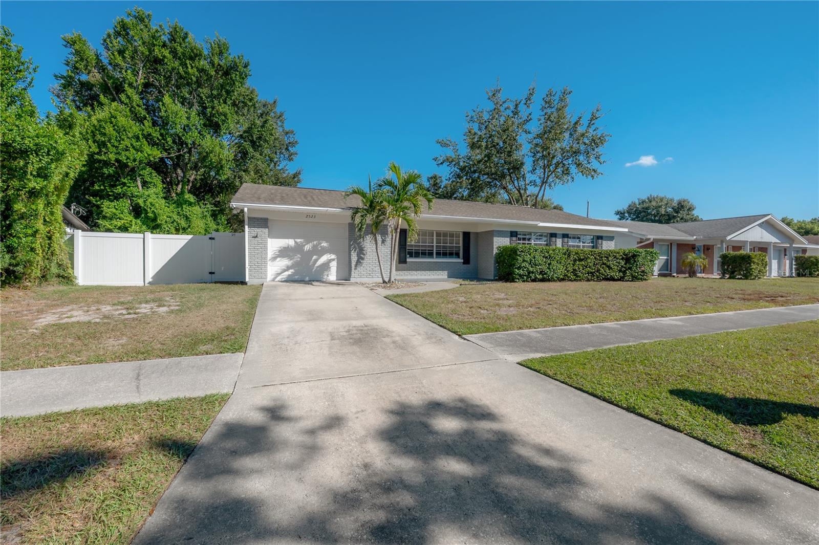 LAKE ELLEN ESTATES SUB - Residential