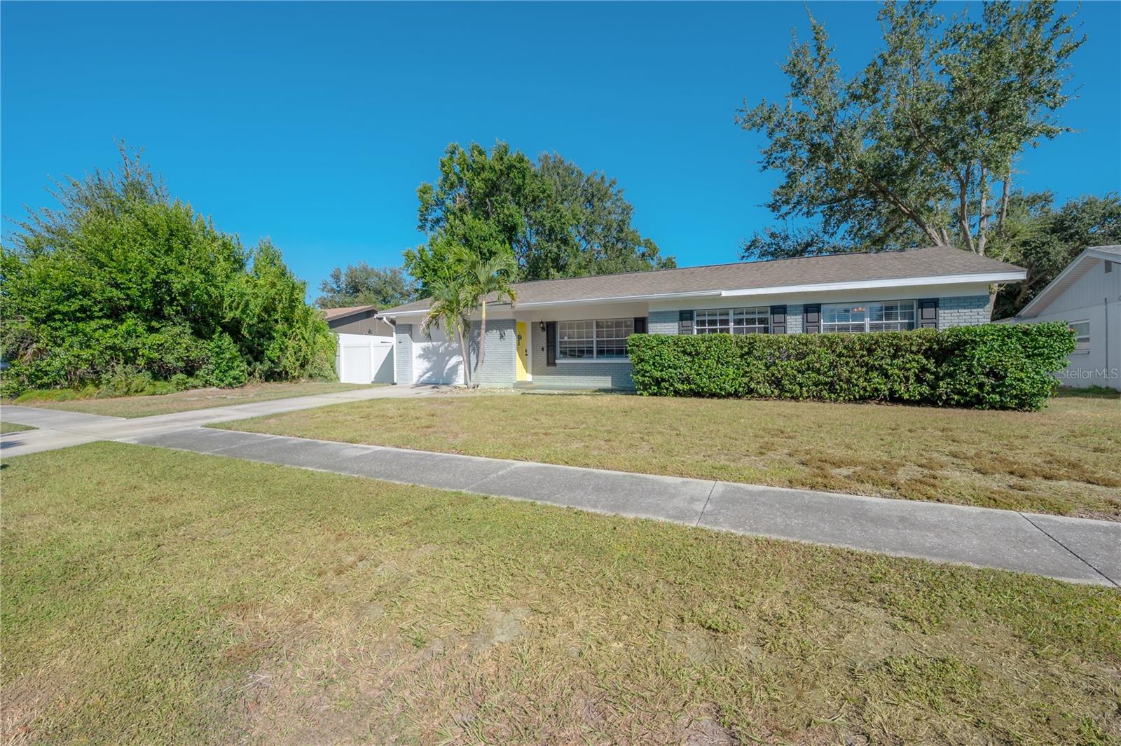 LAKE ELLEN ESTATES SUB - Residential