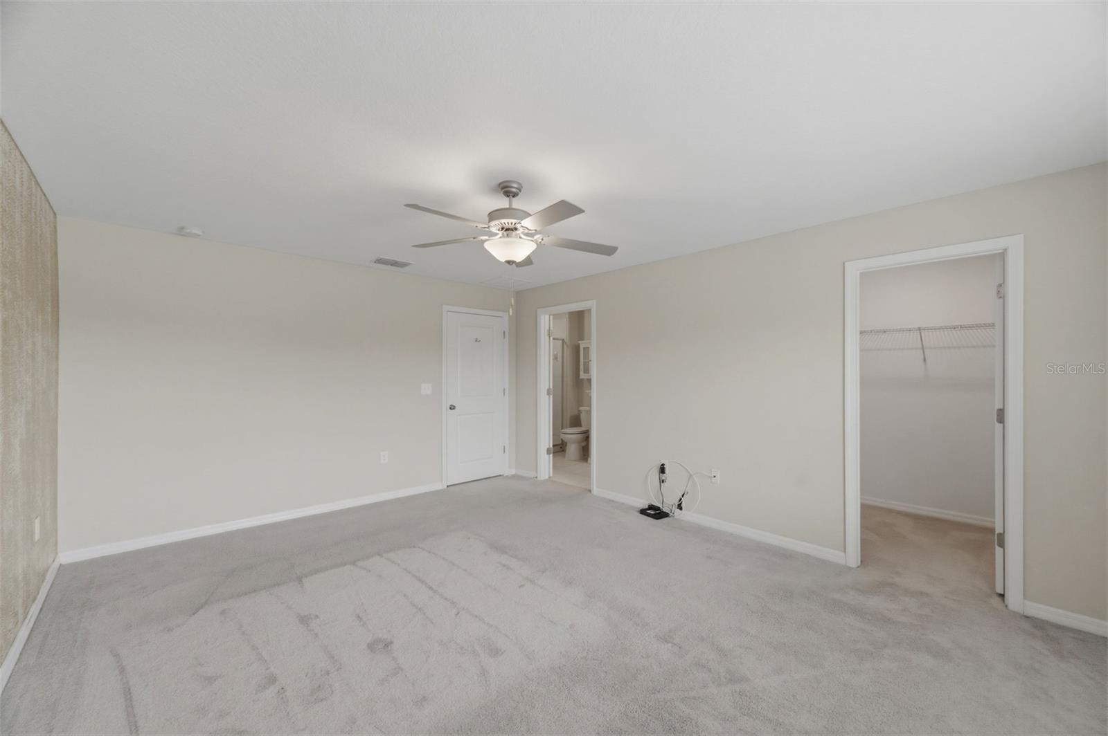 VENTANA TOWNHOMES AT WATERS EDGE - Residential