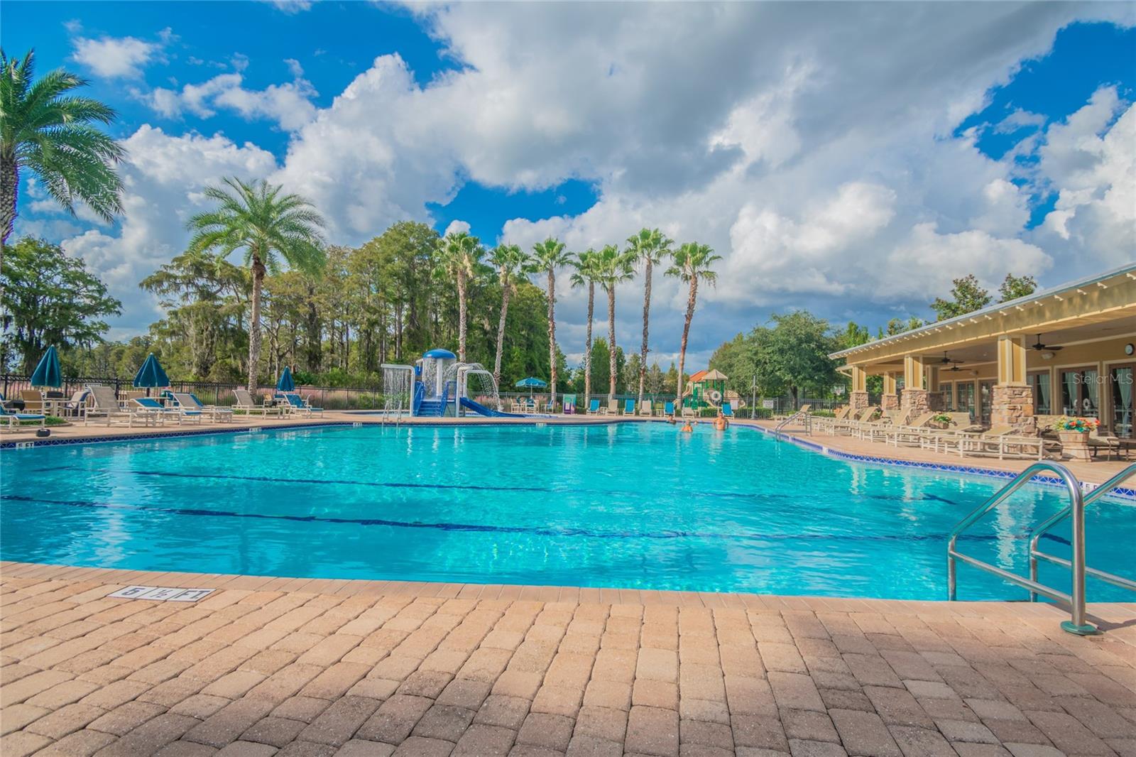 VENTANA TOWNHOMES AT WATERS EDGE - Residential