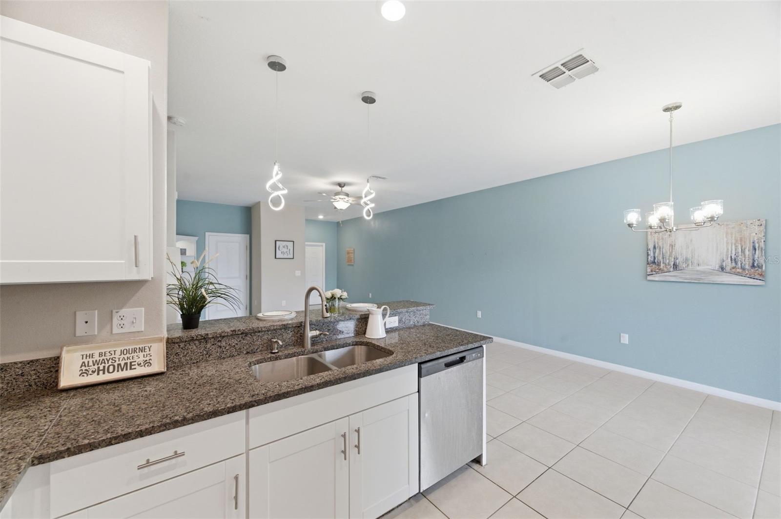 VENTANA TOWNHOMES AT WATERS EDGE - Residential