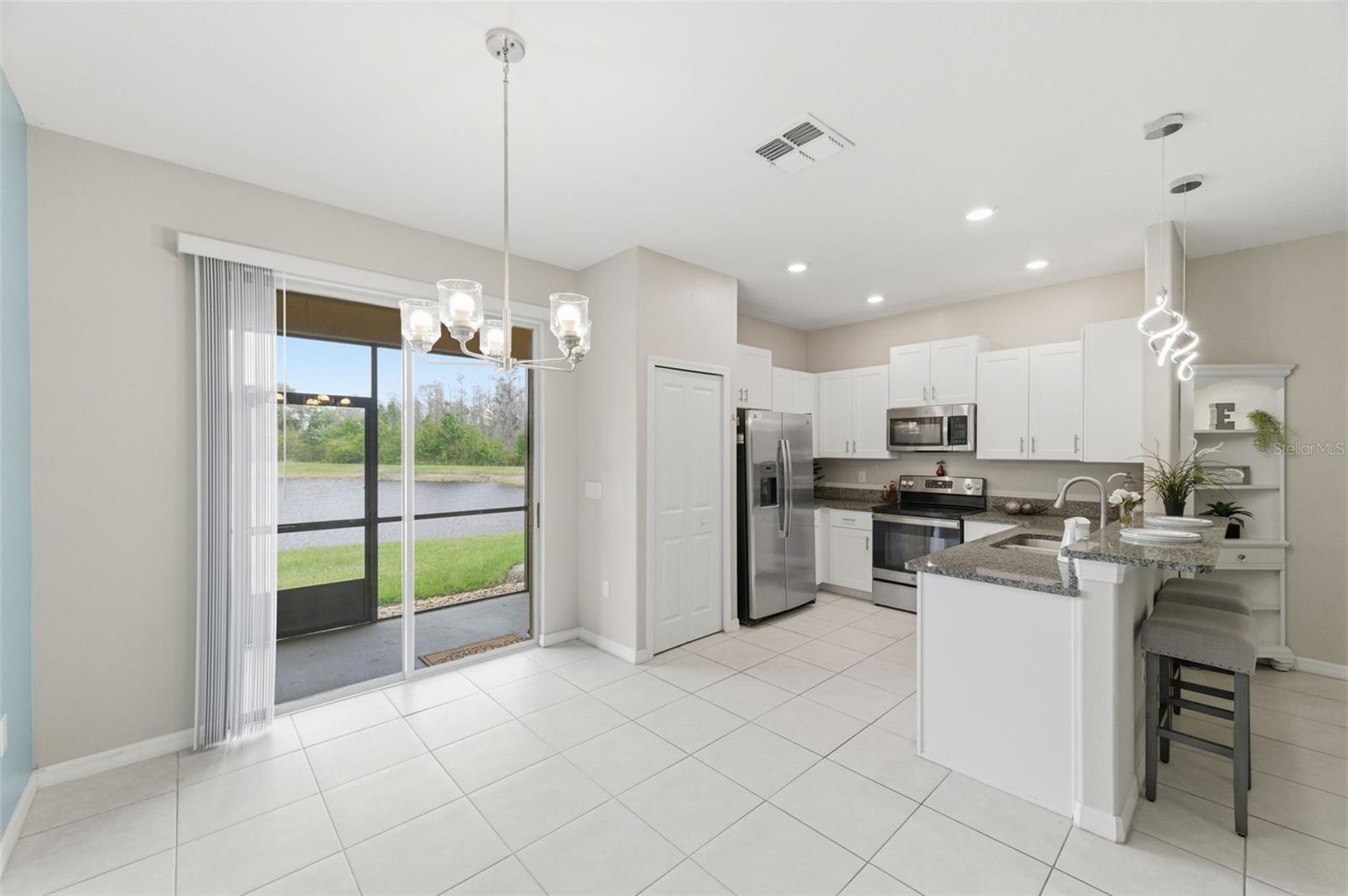 VENTANA TOWNHOMES AT WATERS EDGE - Residential