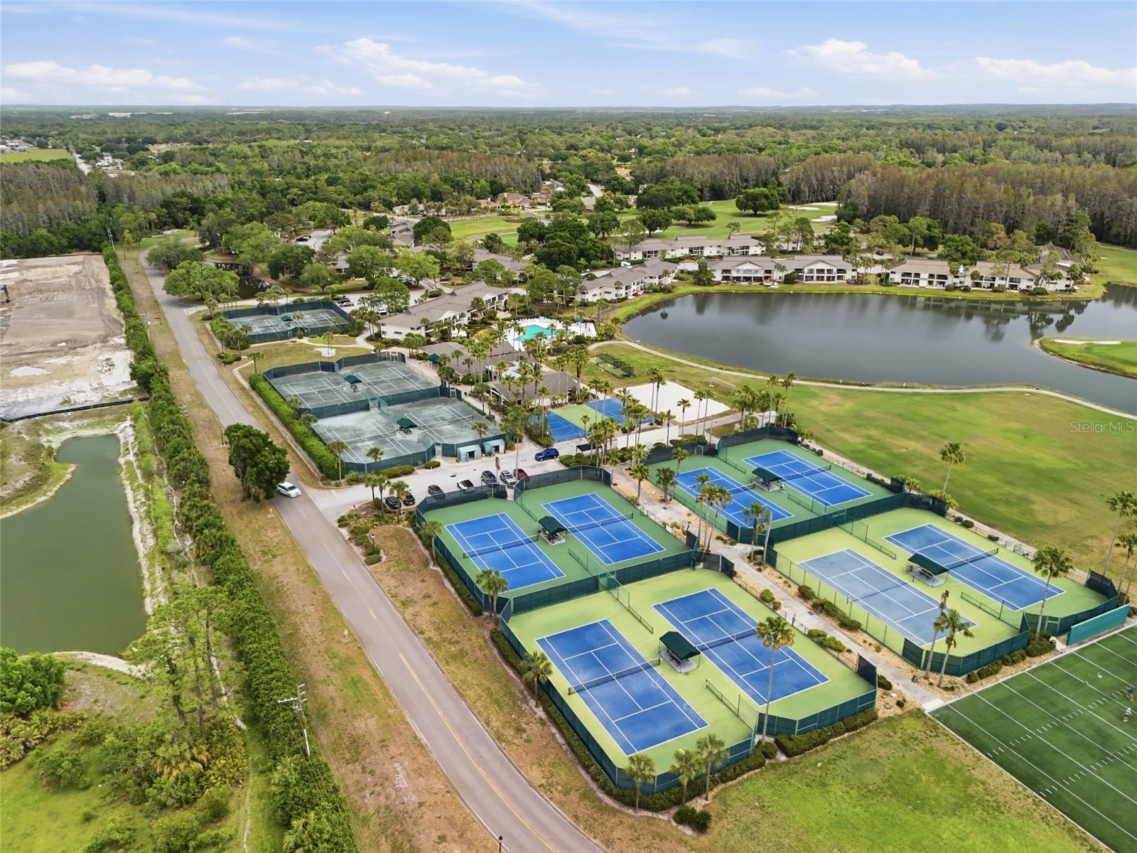 SADDLEBROOK - Residential