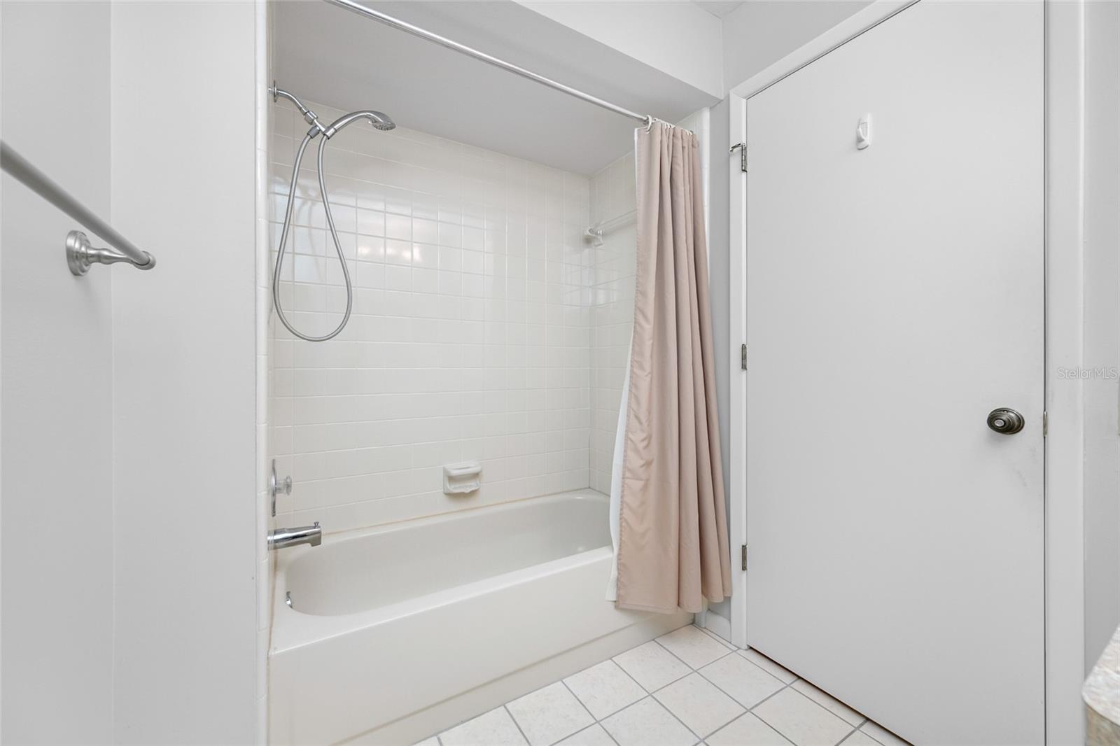 EDGEWOOD GULF TRACE REP - Residential