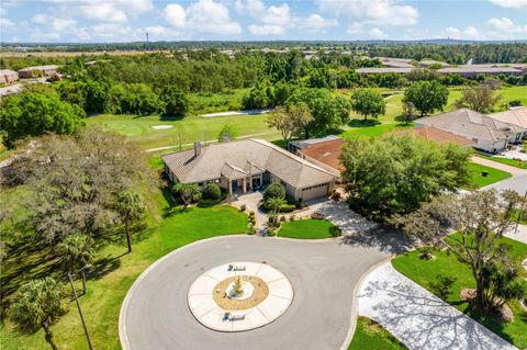 A home in WINTER HAVEN