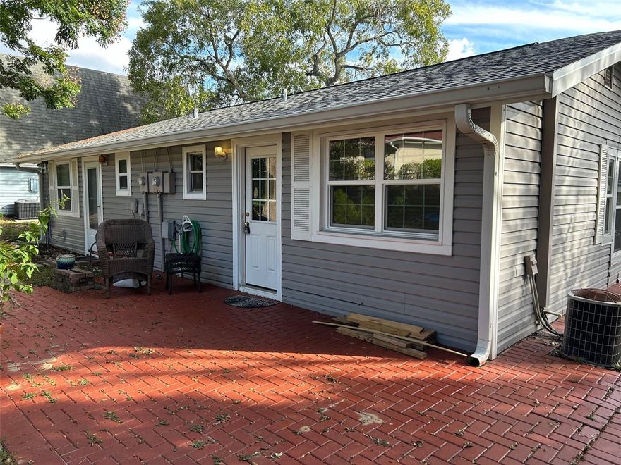 1 bath - Studio - newer roof, windows and A/C - needs TLC - Vacation Village is gated with lake access to Lake Louisa and the Clermont Chain of Lakes.