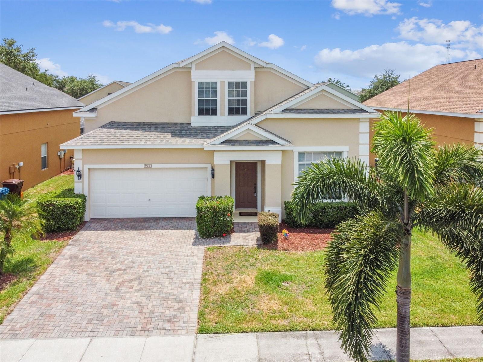 223 CADIZ LOOP
