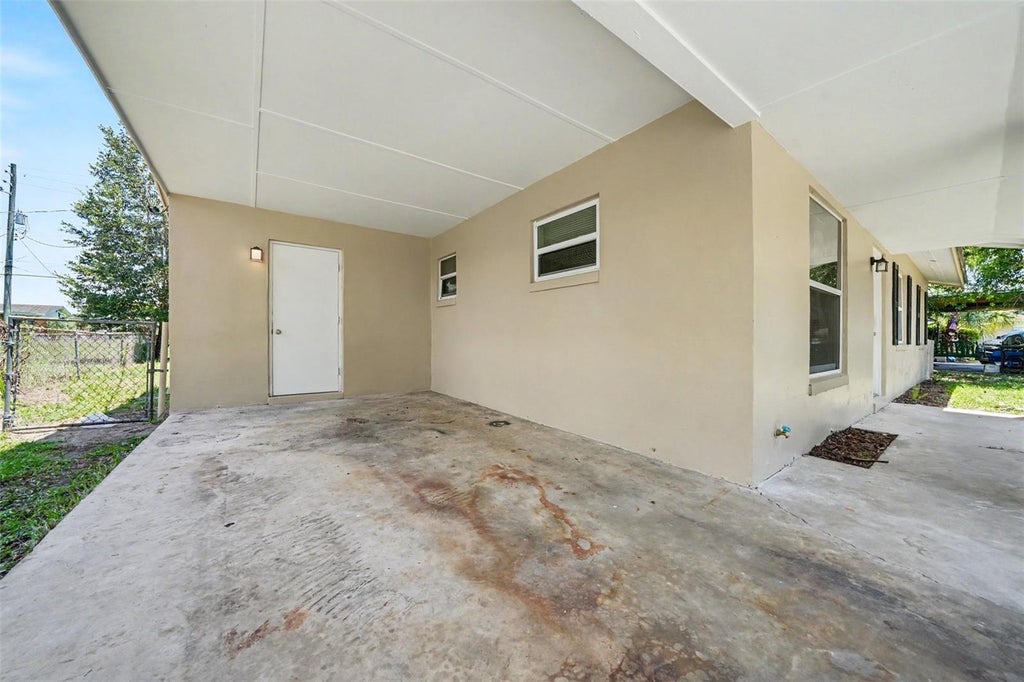 Photo of 1895 S Ivey Lane, Orlando, FL 32811 (MLS # O6427853)