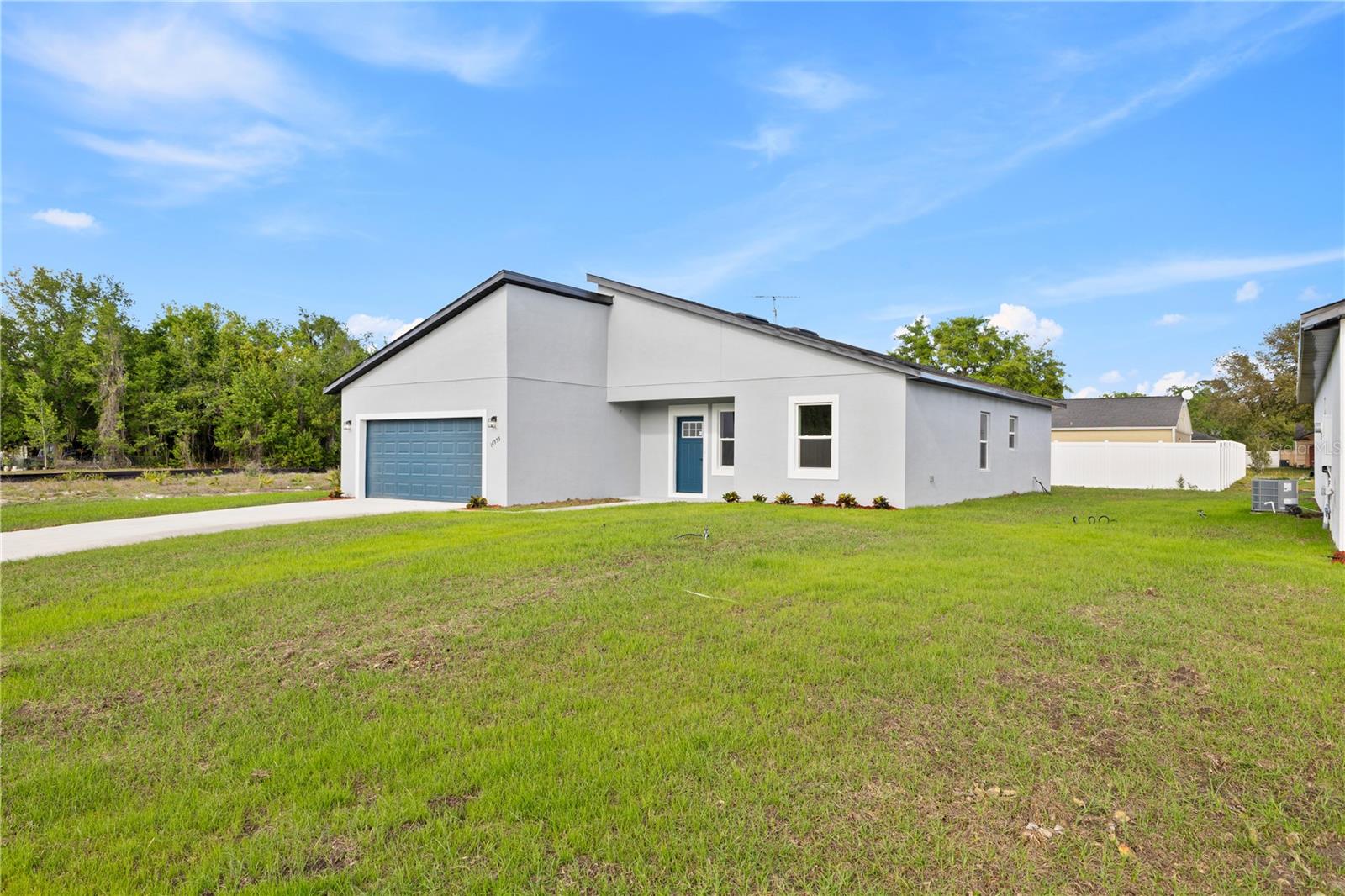 14953 SW 38TH CIRCLE