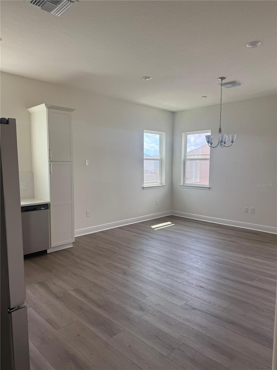 LAUREATE PARK - Residential Lease