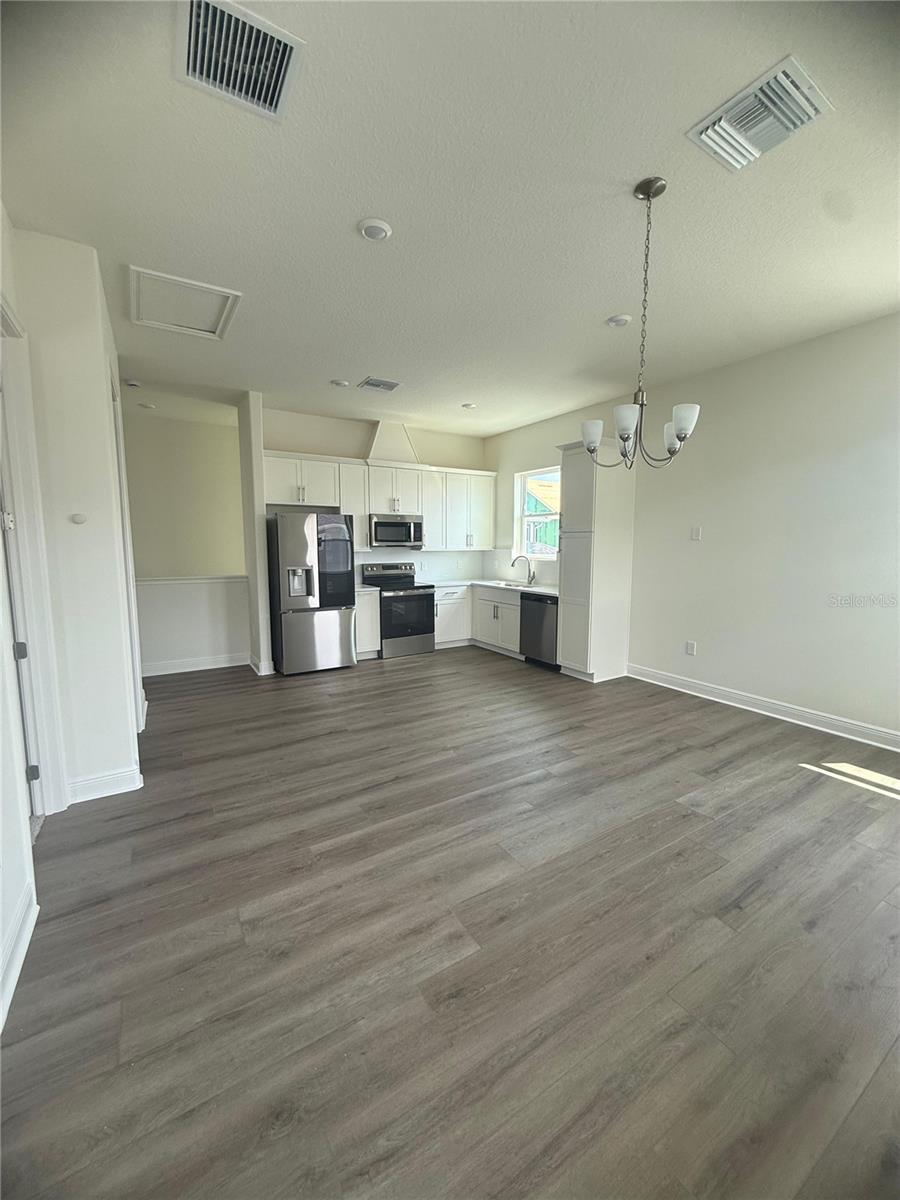 LAUREATE PARK - Residential Lease