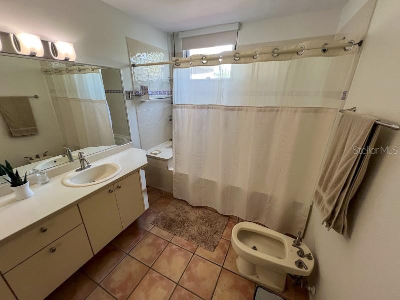 VILLAS DEL GOLF - Residential