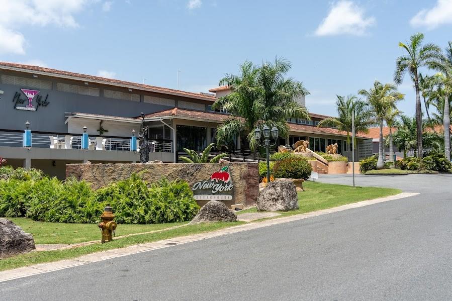 VILLAS DEL GOLF - Residential