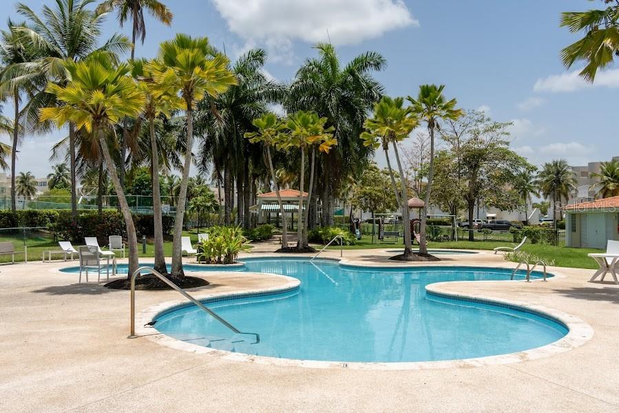 VILLAS DEL GOLF - Residential