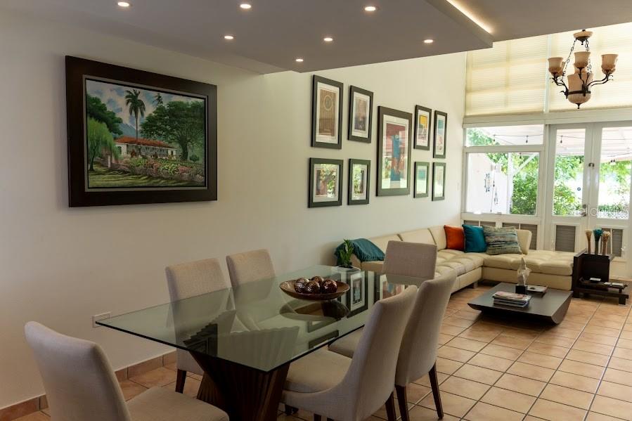 VILLAS DEL GOLF - Residential