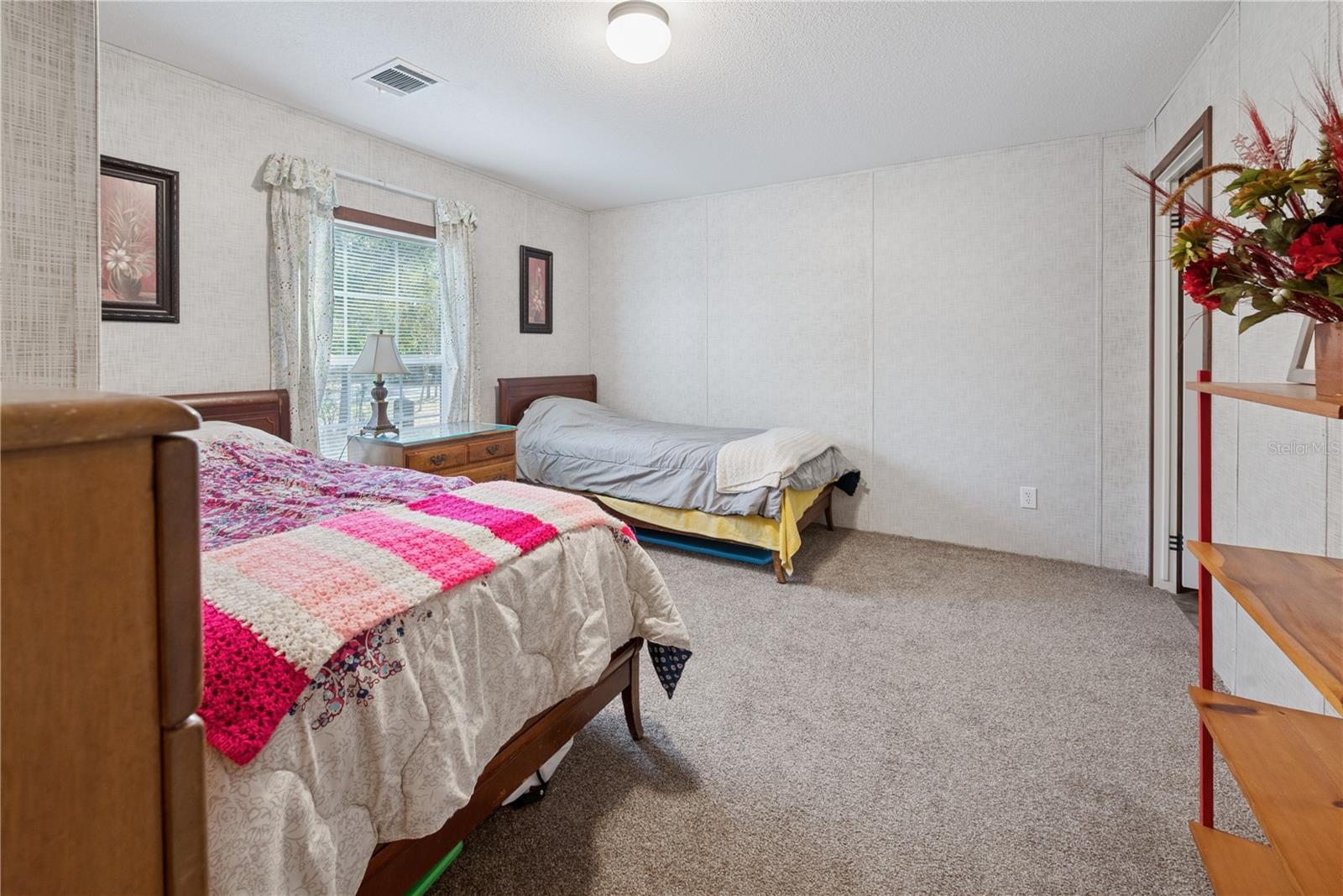 SUWANNEE RIV SPGS 01/MANAT - Residential