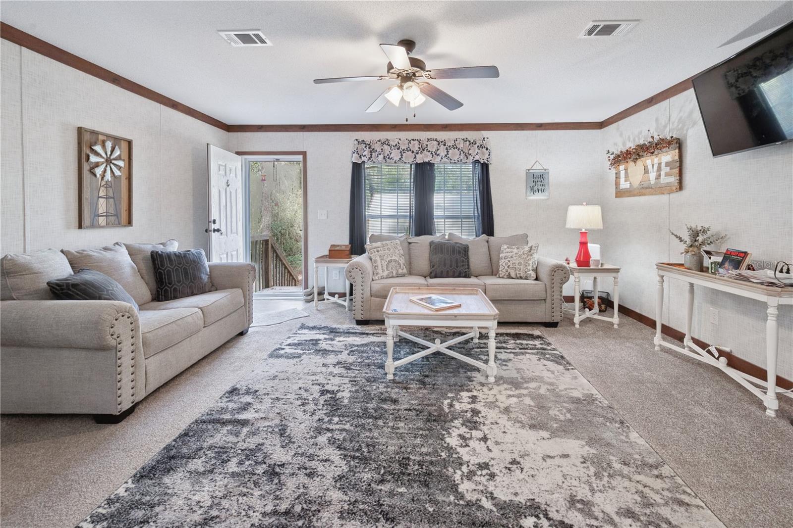 SUWANNEE RIV SPGS 01/MANAT - Residential