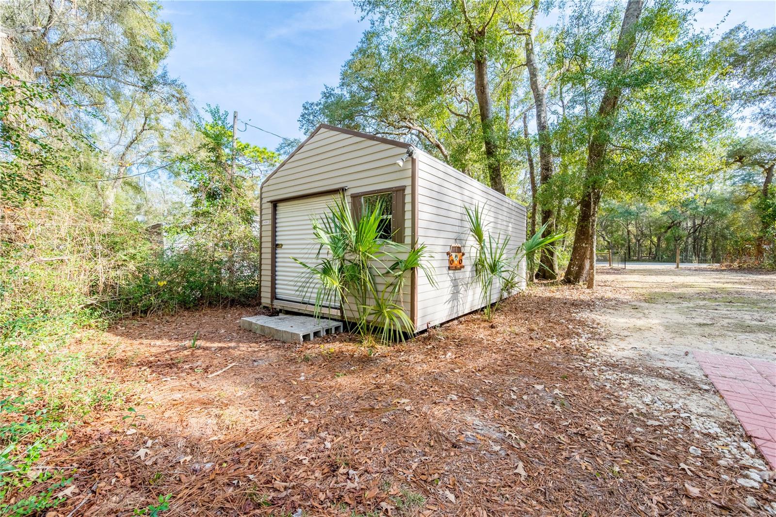 SUWANNEE RIV SPGS 01/MANAT - Residential