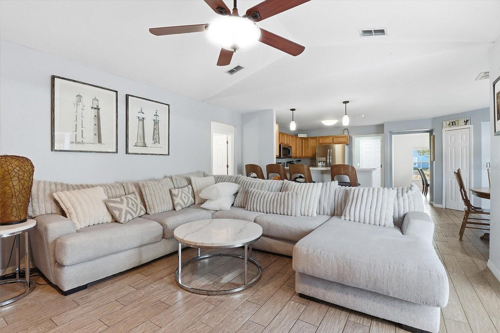 COBBLESTONE PH 02 - Residential