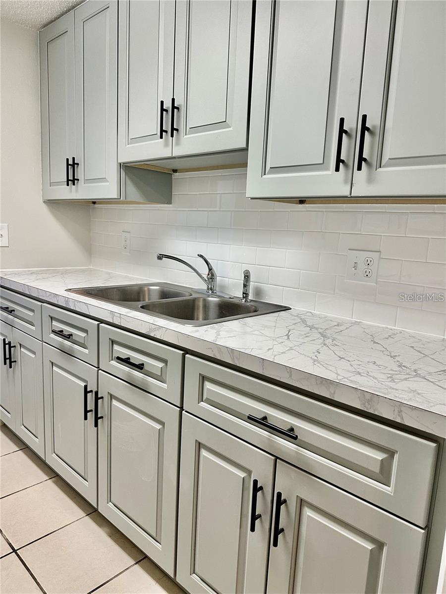 NEW PORT COLONY 07 WAY - Residential Lease