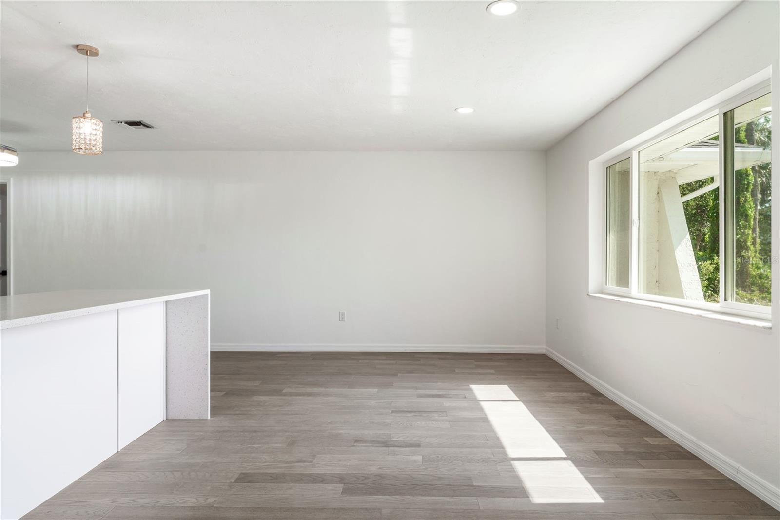 1231 BEACON DRIVE