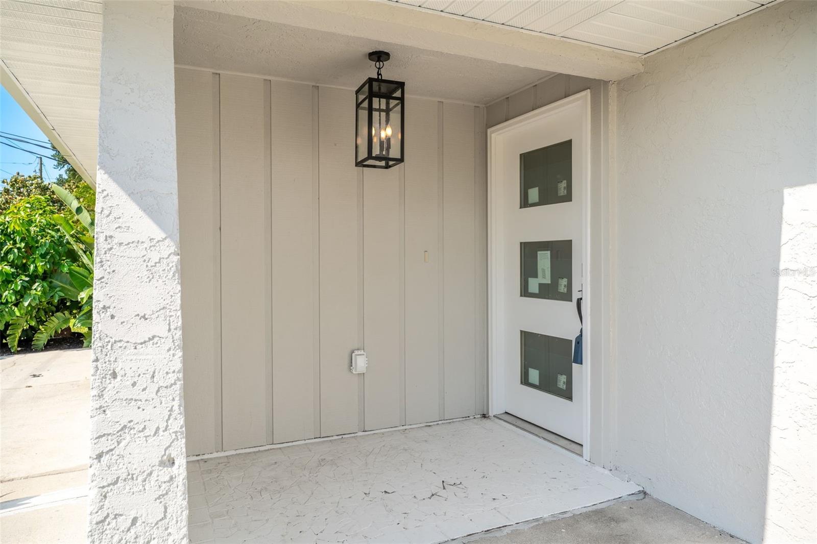 1231 BEACON DRIVE