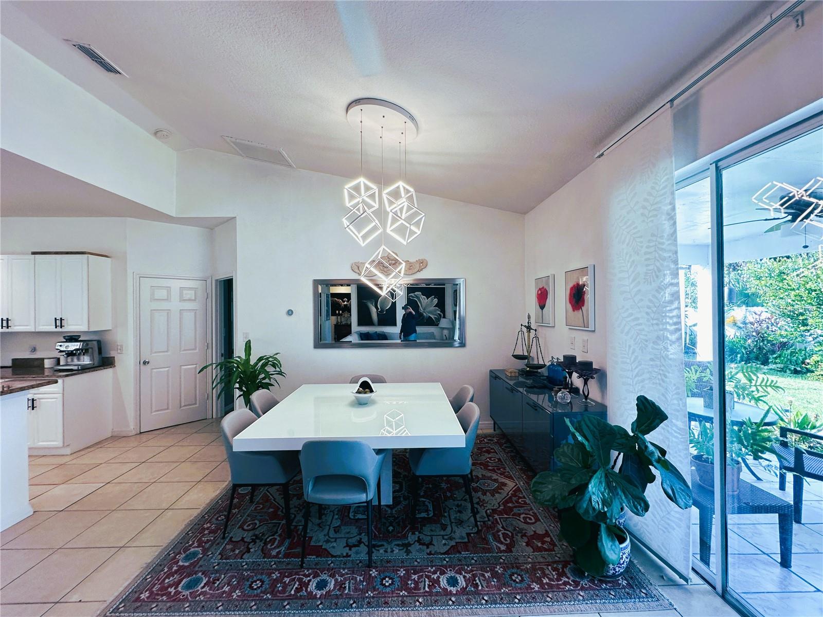 VILLAS DEL CASTILLO - Residential