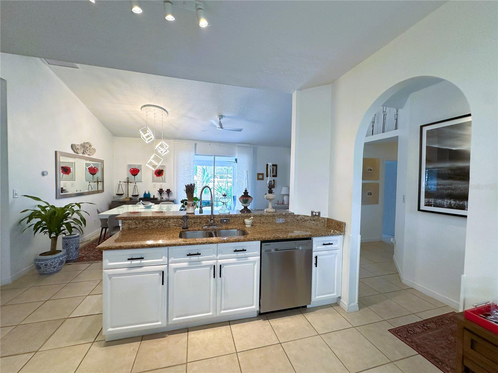 VILLAS DEL CASTILLO - Residential