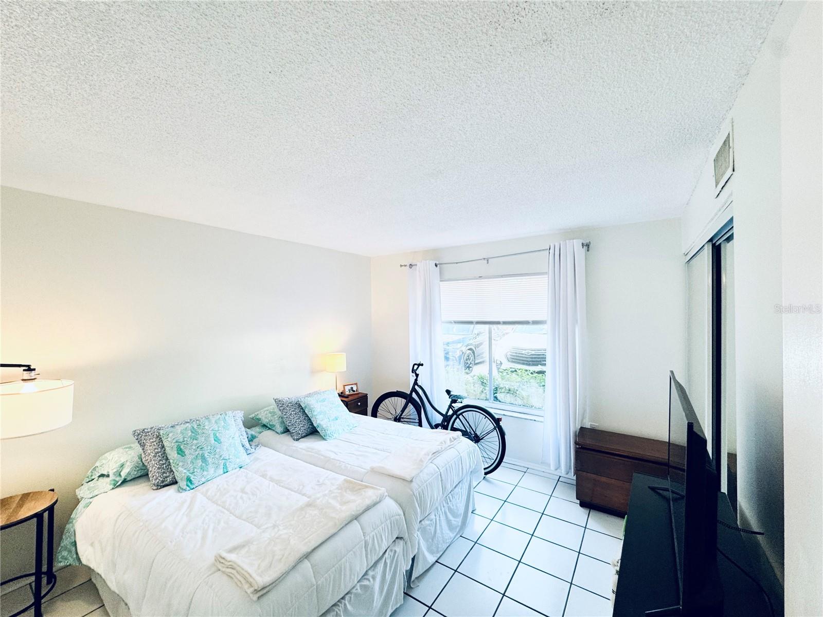 HIDDEN LAKE VILLAGE - Residential