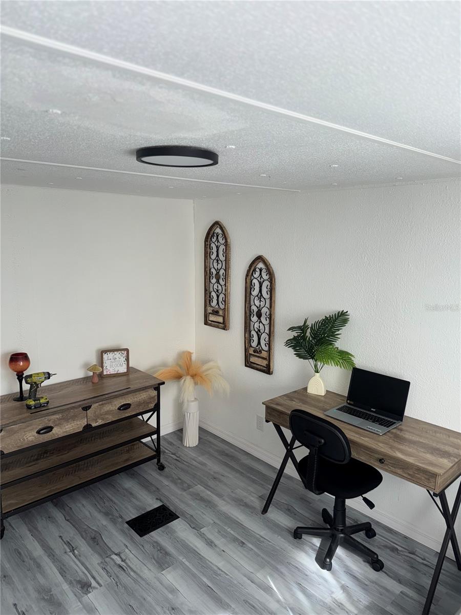 HALFMOON HOMESITES UNIT 3 BLK V LOT 55 - Residential