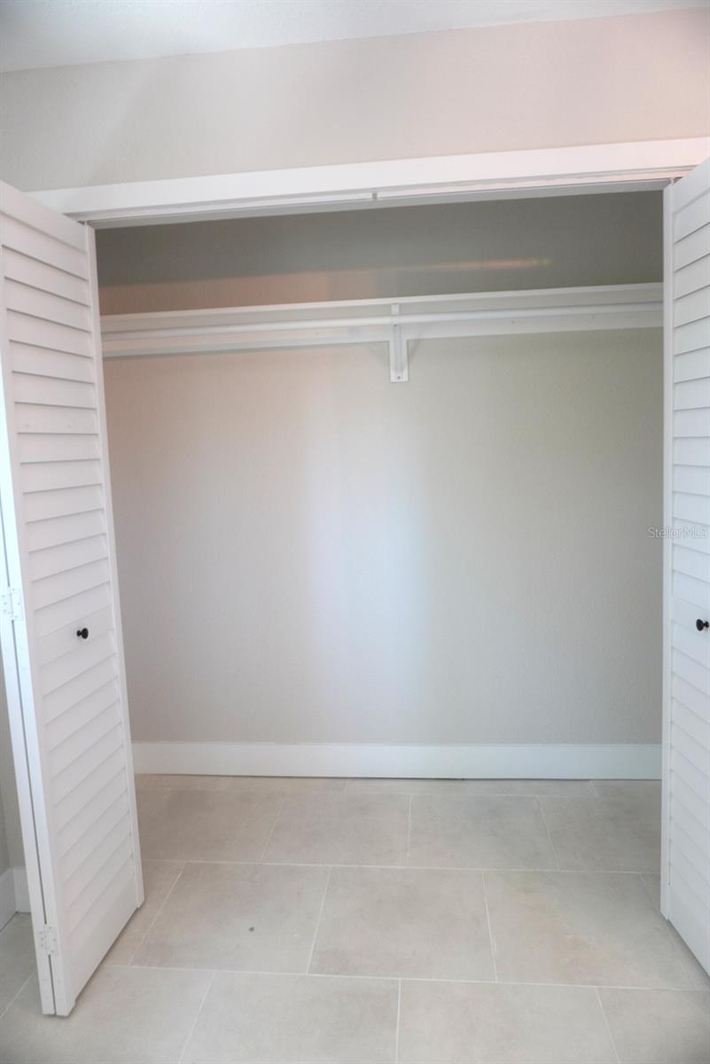 EIGHTY-FIFTH AVE REP - Residential Lease