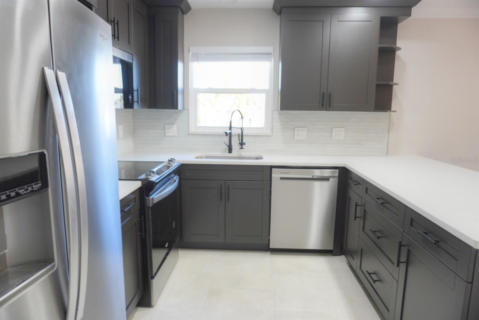 EIGHTY-FIFTH AVE REP - Residential Lease