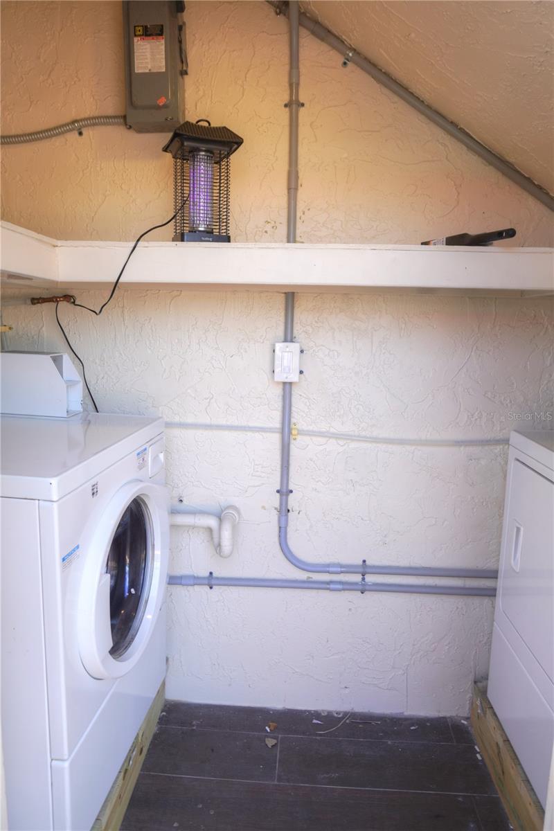 EIGHTY-FIFTH AVE REP - Residential Lease