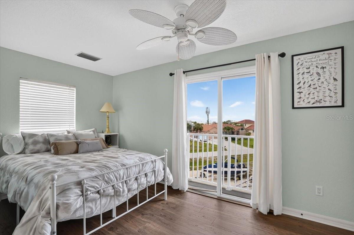 Picture for the property A4699781, 3 beds, 2 baths