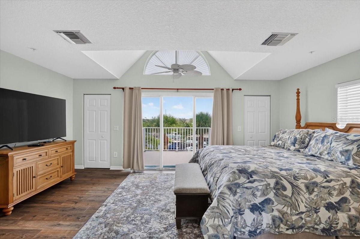 Picture for the property A4699781, 3 beds, 2 baths