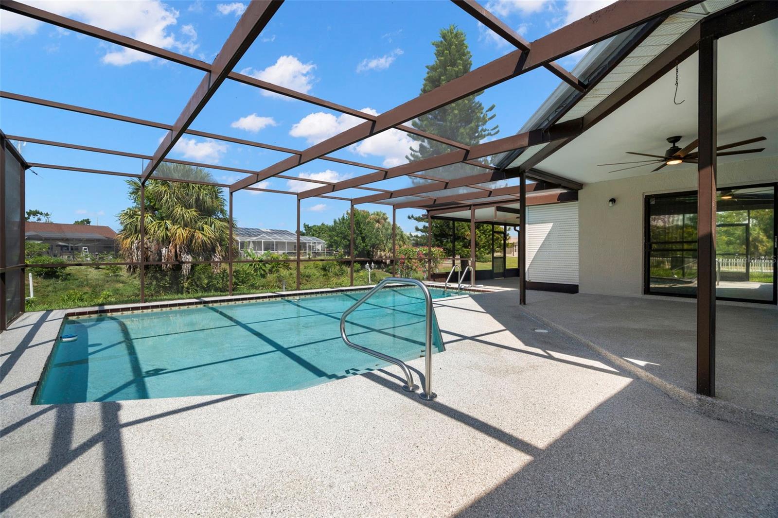 REGENCY PARK - Residential
