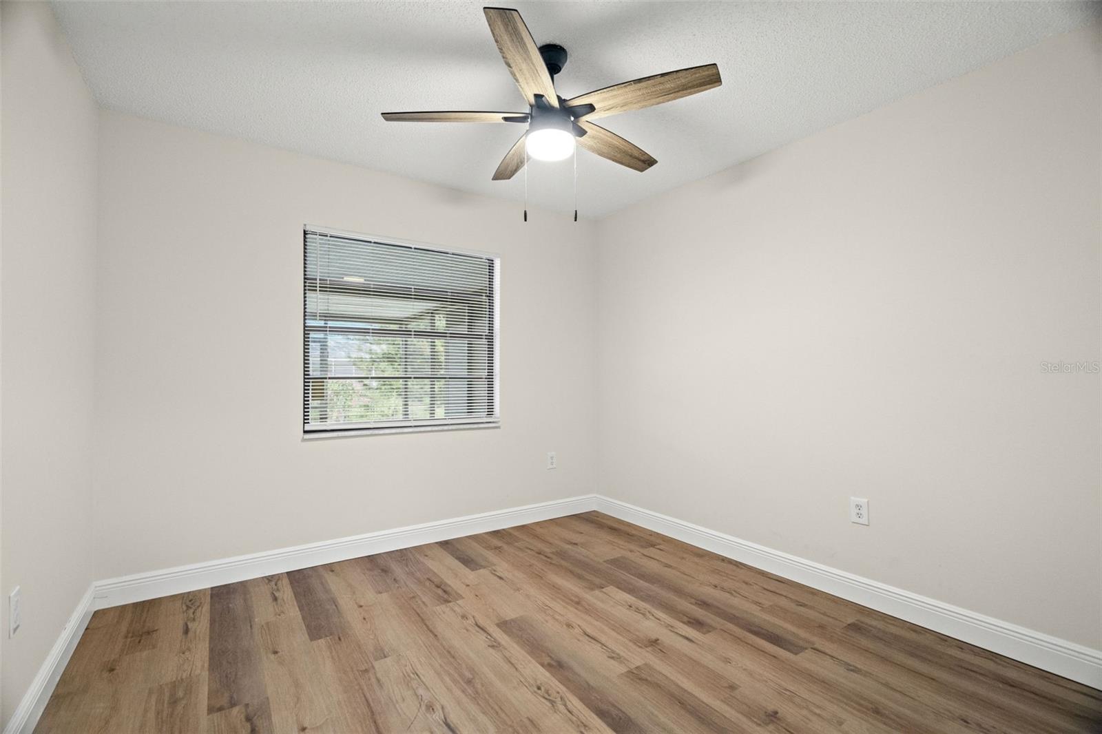 REGENCY PARK - Residential