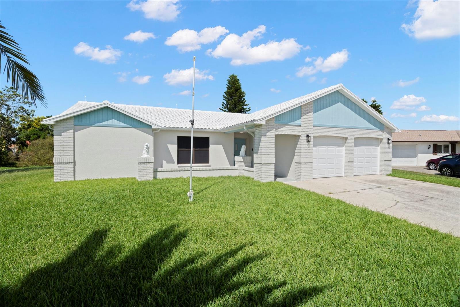 REGENCY PARK - Residential
