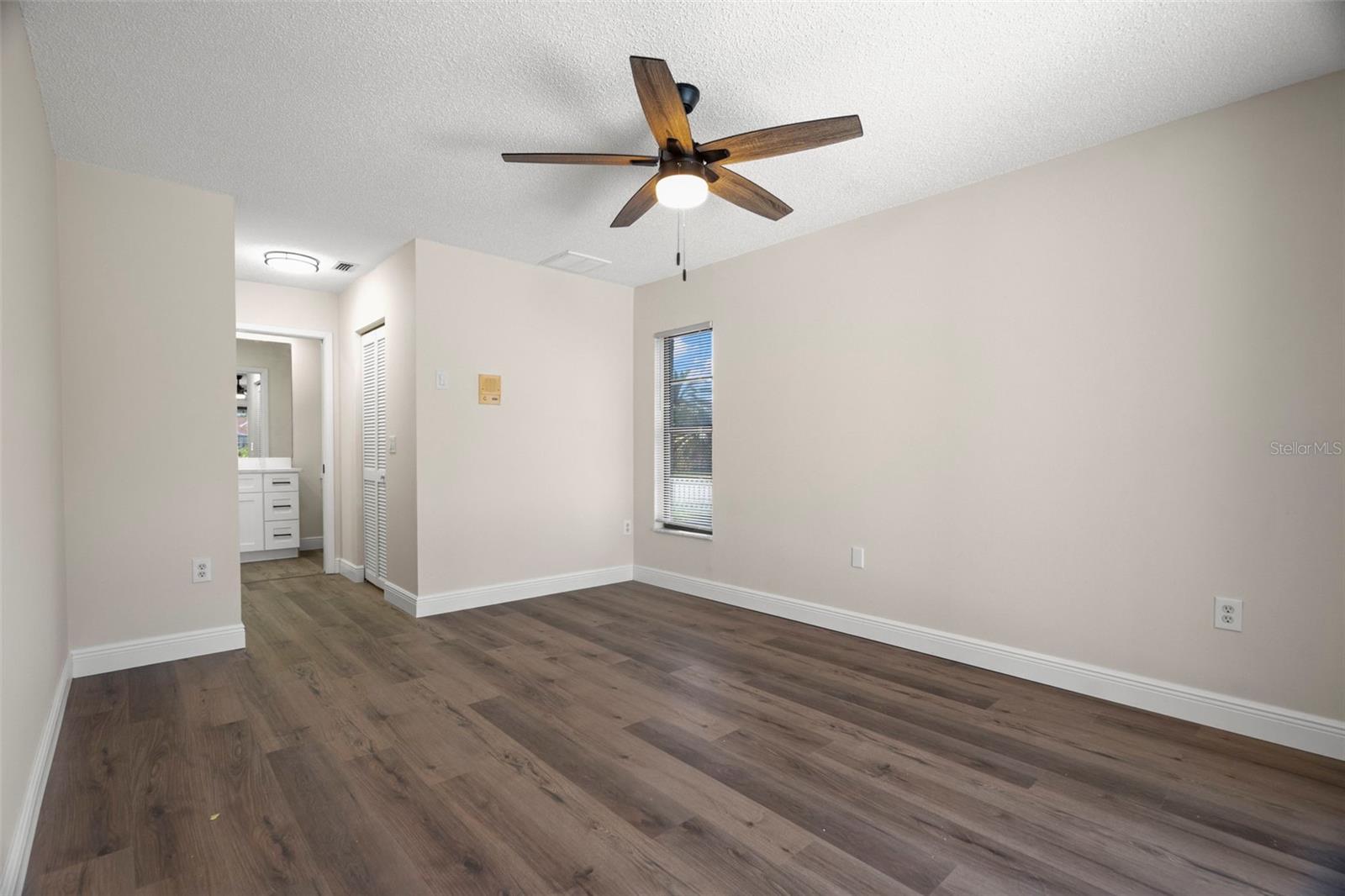 REGENCY PARK - Residential