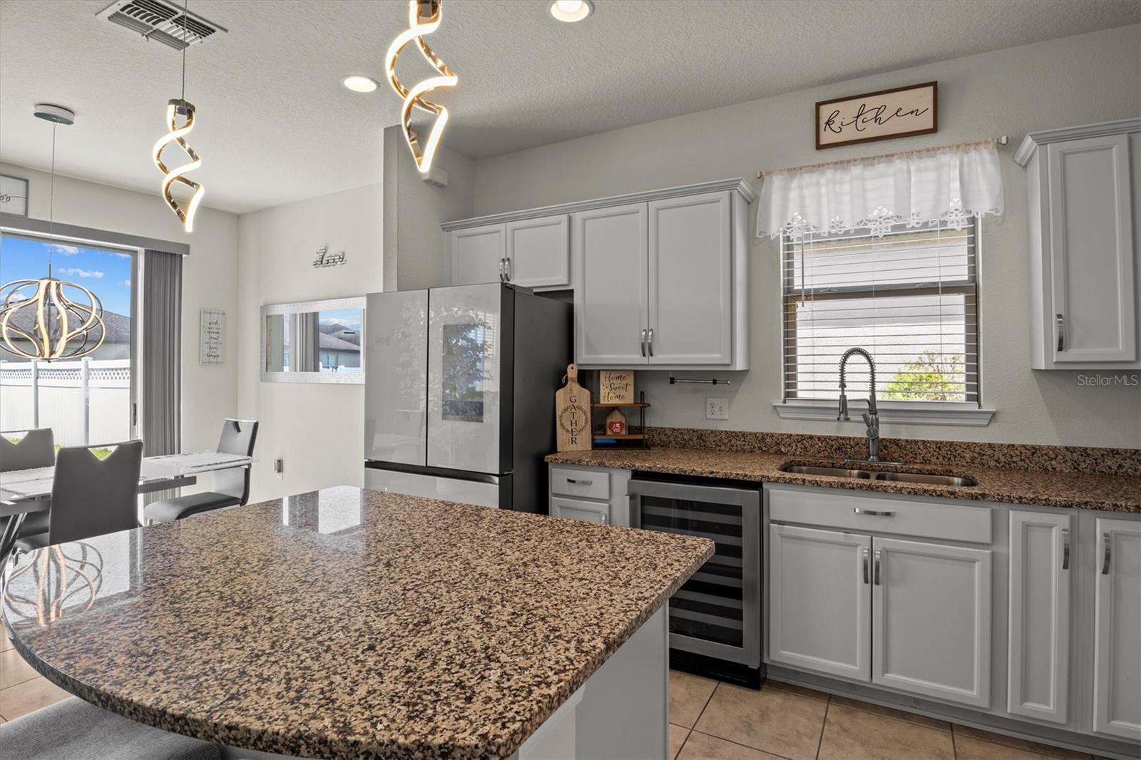 FOUNTAIN PK-PH 2 - Residential