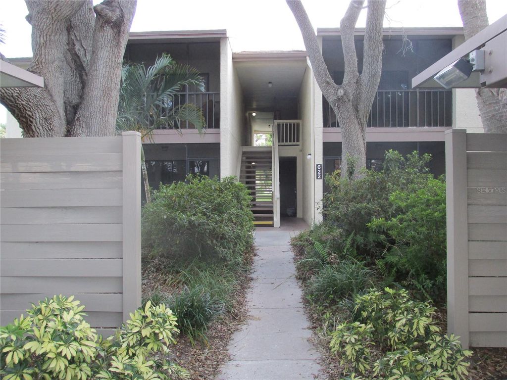 Photo of 622 Bird Bay Drive S #101, Venice, FL 34285 (MLS # N6140729)