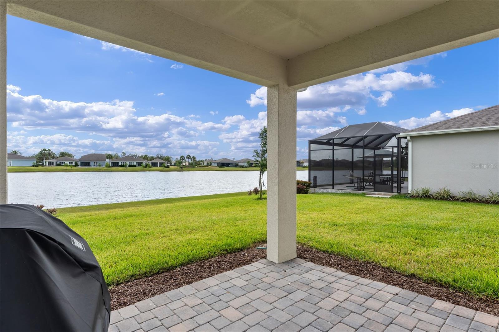 6121 BLUE POND WAY
