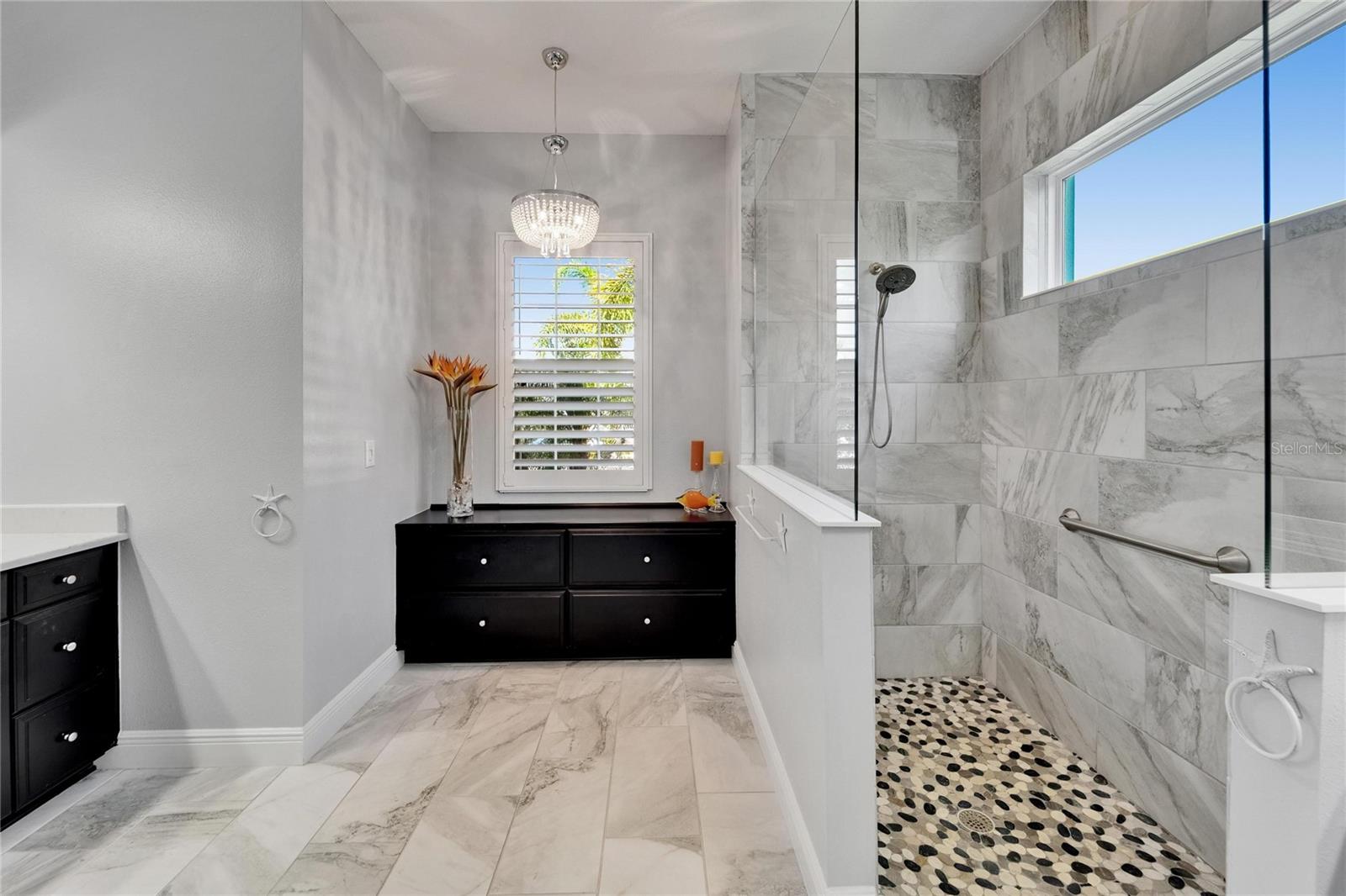 MIRABAY PH 3C-2 - Residential