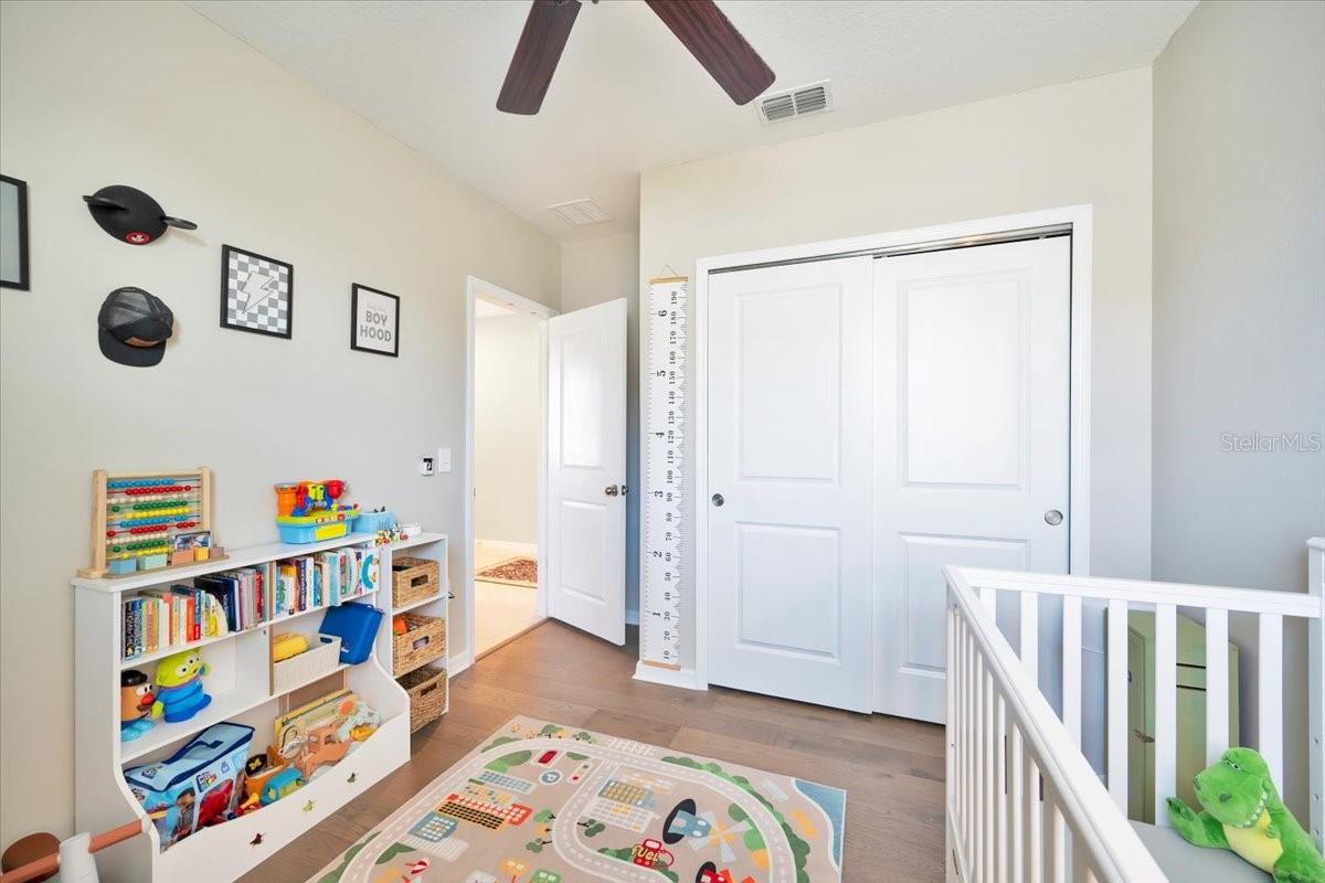 RESERVE/VAN OAKS PH 1 - Residential