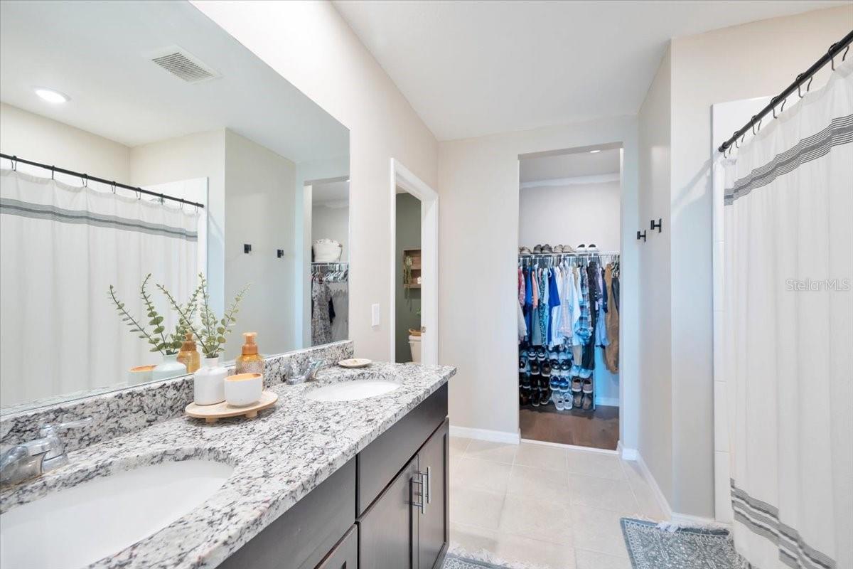 RESERVE/VAN OAKS PH 1 - Residential