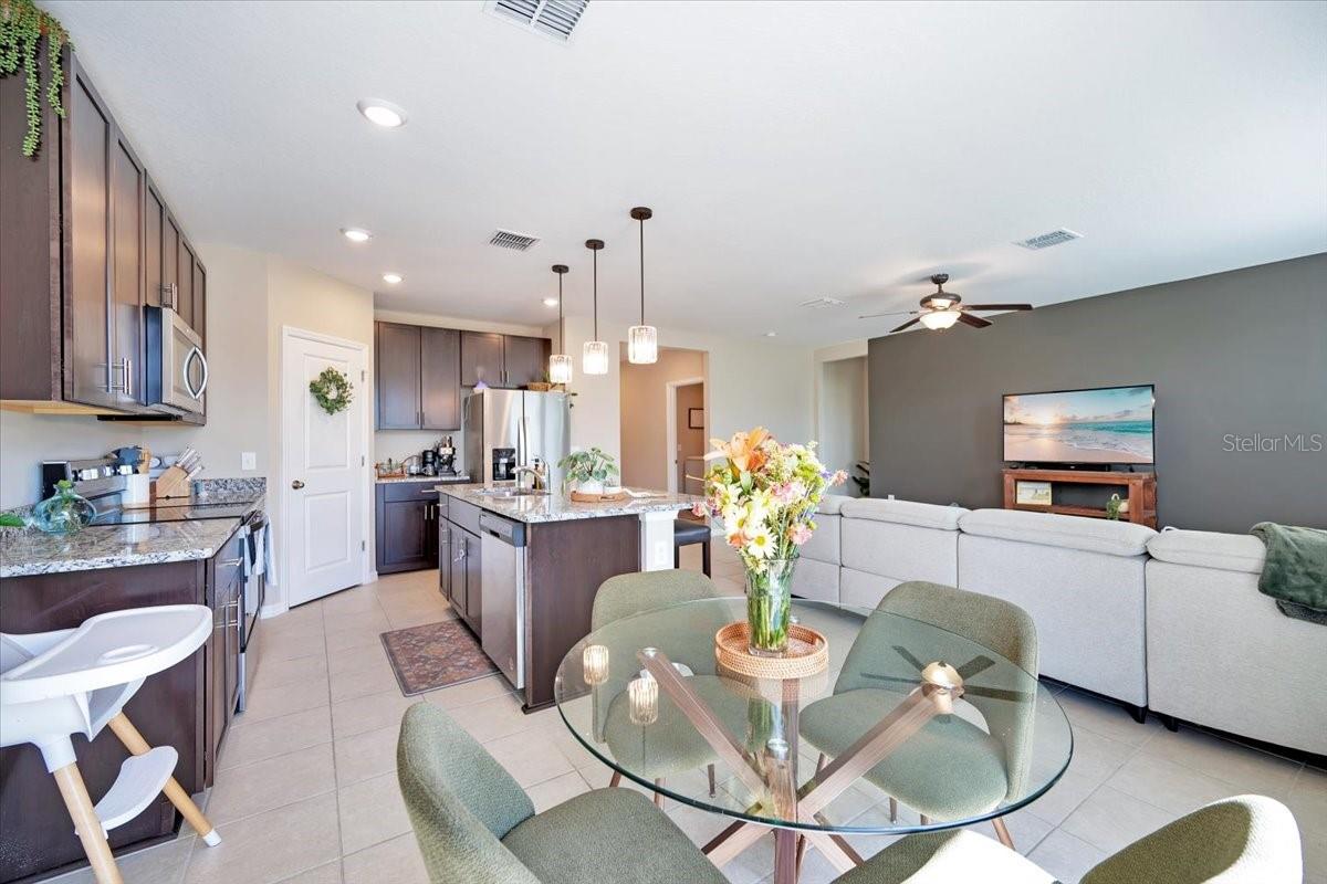RESERVE/VAN OAKS PH 1 - Residential