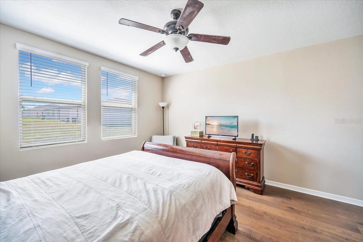 RESERVE/VAN OAKS PH 1 - Residential