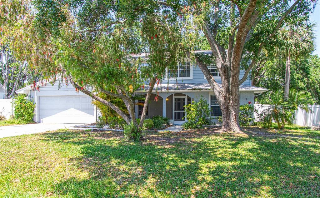 Photo of 23335 Charlston Place, Land O Lakes, FL 34639 (MLS # O6299378)