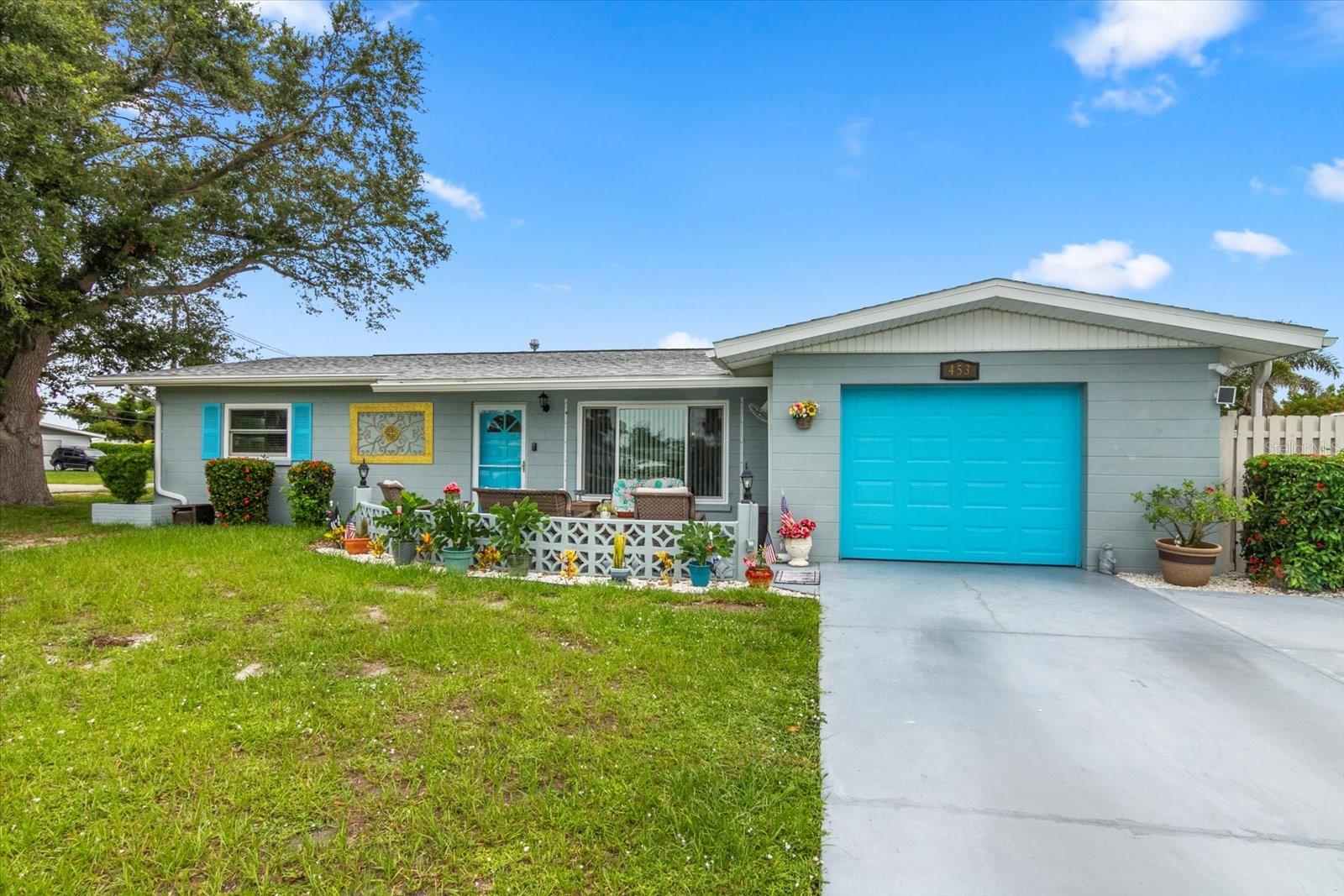 453 SANDLEWOOD DRIVE